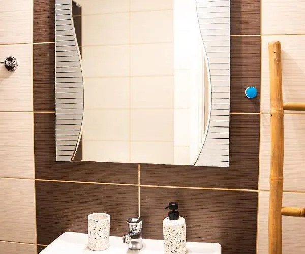 Lilly's House Βόλος